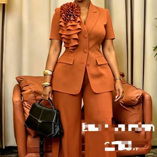 Elegant two piece suit ✨️
